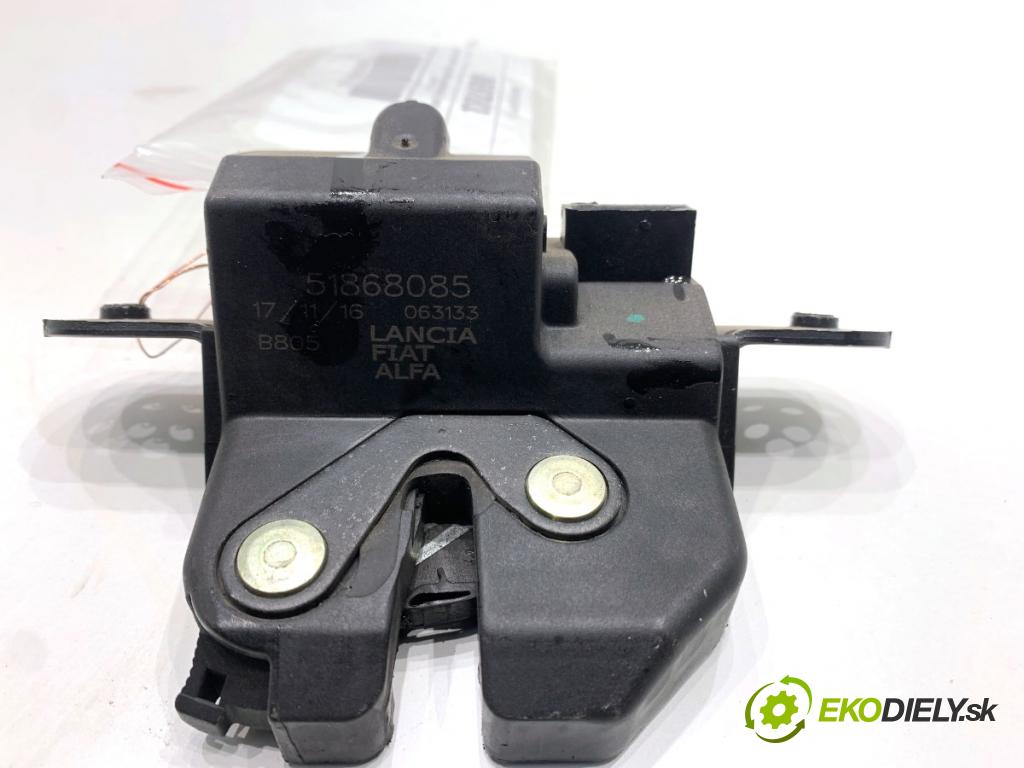 FIAT TIPO sedan 2016 70 kW 1.4 (356SXA1B) 1368 zámok dverí zad 51868085