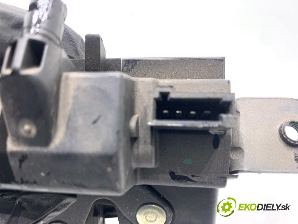 FIAT TIPO sedan 2016 70 kW 1.4 (356SXA1B) 1368 zámok dverí zad 51868085
