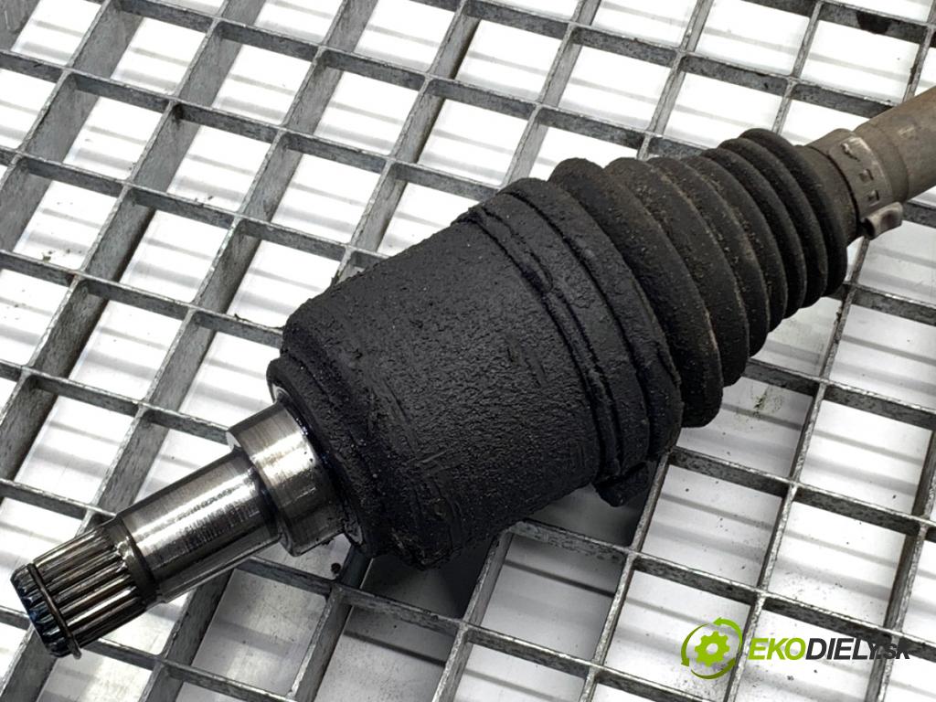 FIAT TIPO sedan 2016 70 kW 1.4 (356SXA1B) 1368 poloos levý přední část