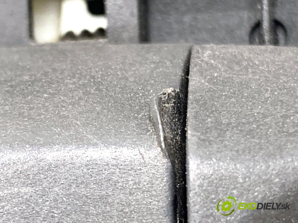 FIAT TIPO sedan 2016 70 kW 1.4 (356SXA1B) 1368 klika vnejší levý přední část