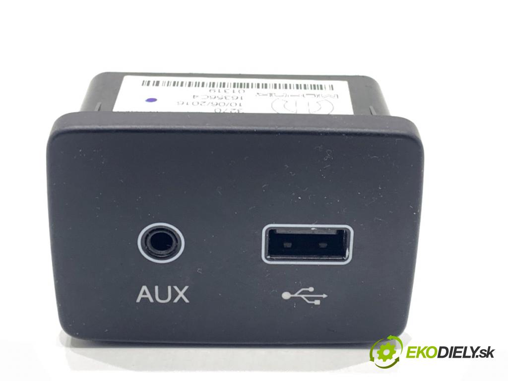 FIAT TIPO sedan 2016 70 kW 1.4 (356SXA1B) 1368 HNÍZDO: USB 7356608750