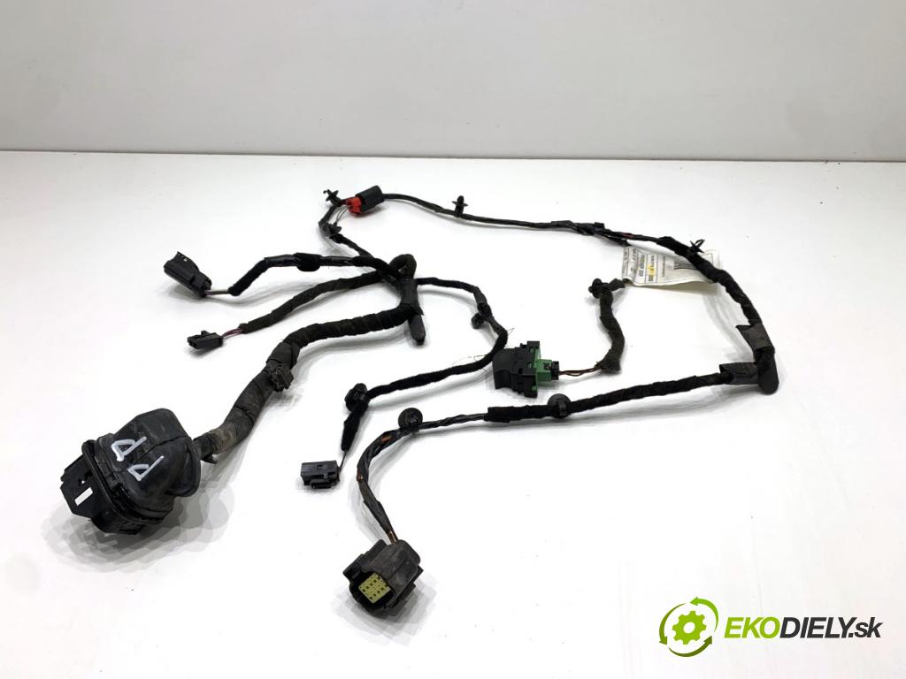 FIAT TIPO sedan 2016 70 kW 1.4 (356SXA1B) 1368 Káblovačka Dvere predný pravy 052061977