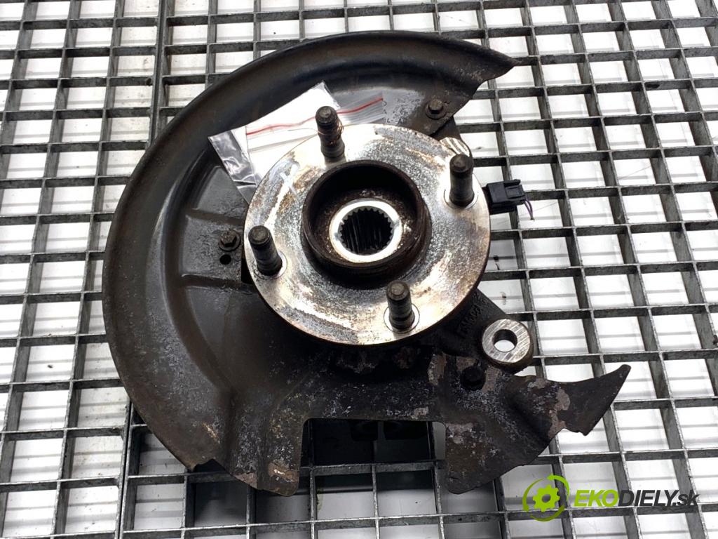 FORD FIESTA MK7 liftback 2016 44 kW 1.25 1242 náboj pravy predný 