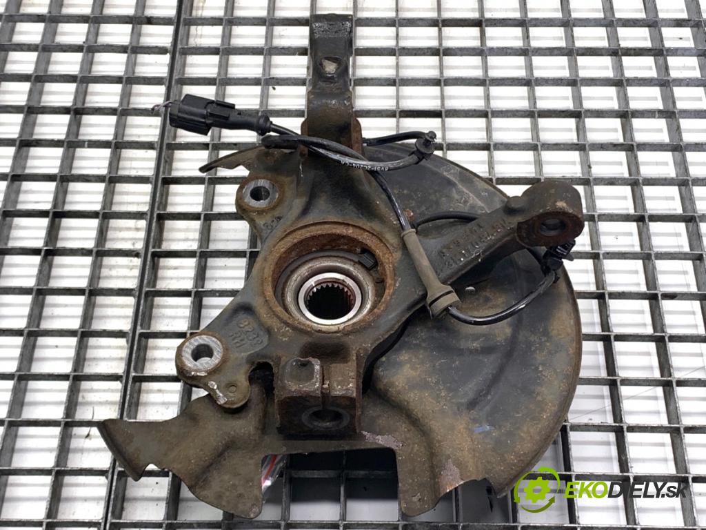 FORD FIESTA MK7 liftback 2016 44 kW 1.25 1242 náboj pravy predný