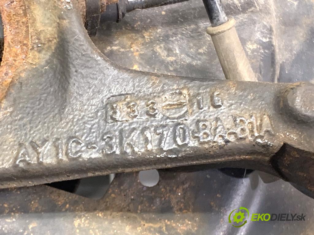 FORD FIESTA MK7 liftback 2016 44 kW 1.25 1242 náboj pravý přední část