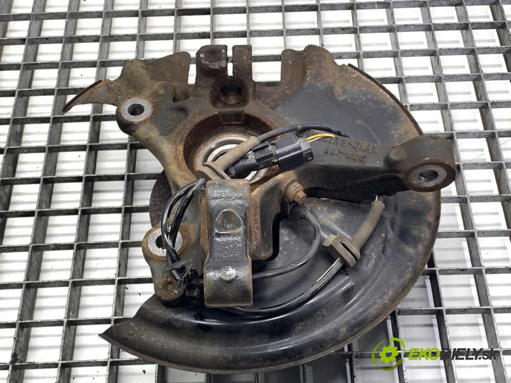 FORD FIESTA MK7 liftback 2016 44 kW 1.25 1242 náboj levý přední část