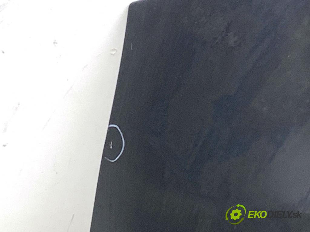 FORD FIESTA MK7 liftback 2016 44 kW 1.25 1242 Nárazník zad  (Kľučka dverí ostatné)