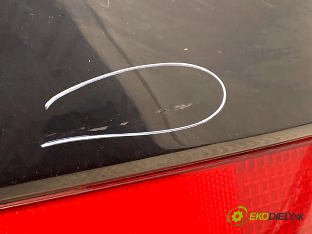 FORD FIESTA MK7 liftback 2016 44 kW 1.25 1242 Nárazník zad  (Kľučka dverí ostatné)