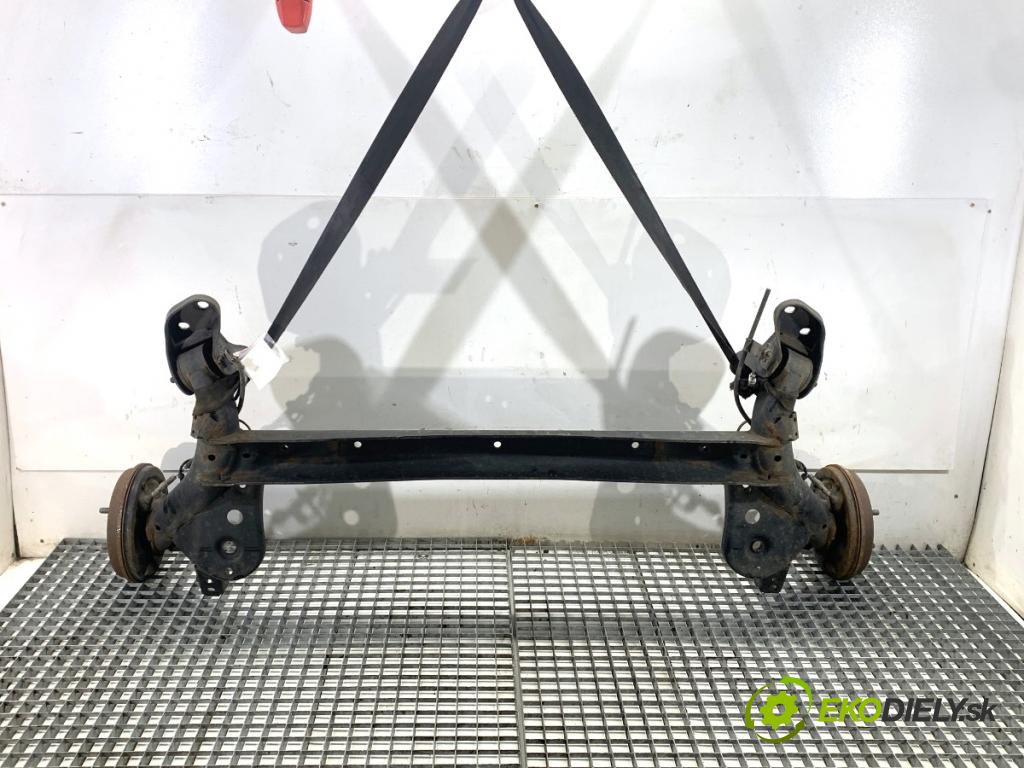 FORD FIESTA MK7 liftback 2016 44 kW 1.25 1242 Výstuha zad