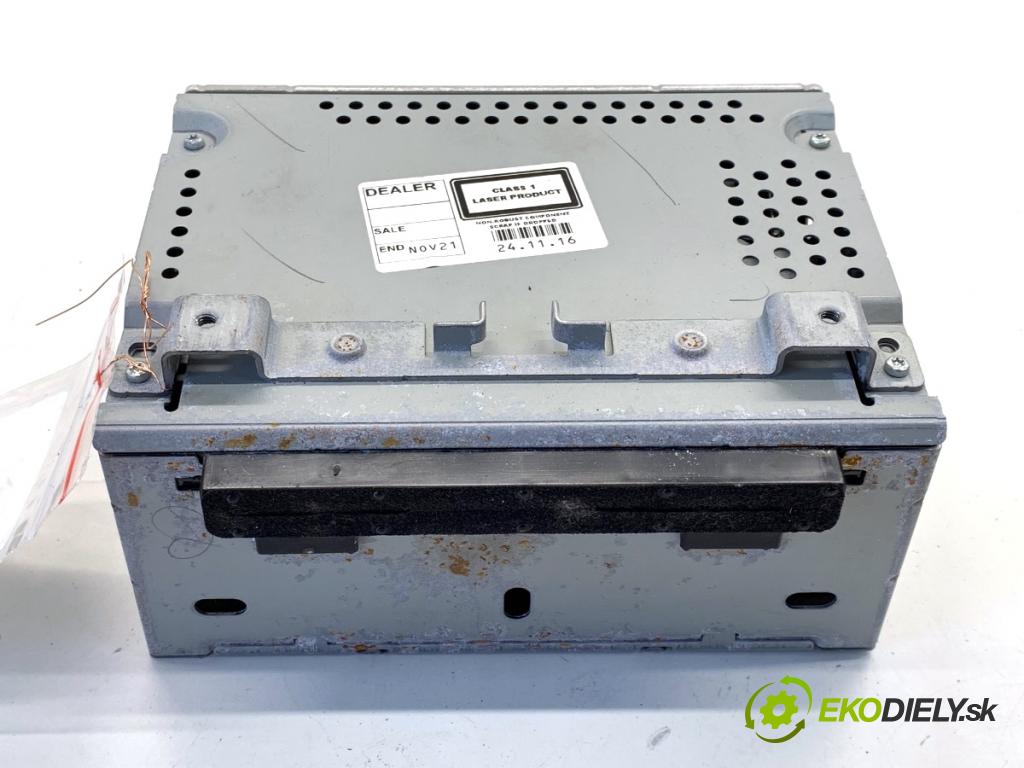 FORD FIESTA MK7 liftback 2016 44 kW 1.25 1242 RADIO AM5T-18C815-DT (Audio zařízení)