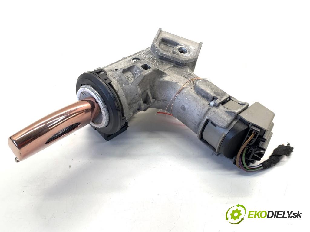 FORD FIESTA MK7 liftback 2016 44 kW 1.25 1242 spínačka 8A6T-15607-AC (Spínací skříňka)