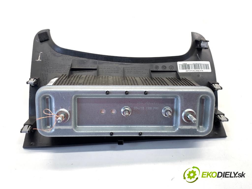 FORD FIESTA MK7 liftback 2016 44 kW 1.25 1242 AirBag koleno: 8A61-A045J76-BH