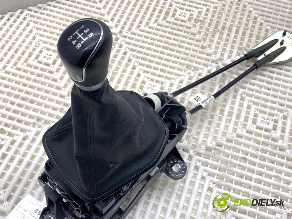 FORD FIESTA MK7 liftback 2016 44 kW 1.25 1242 Kulisa  (Rýchlostná páka (kulisa))