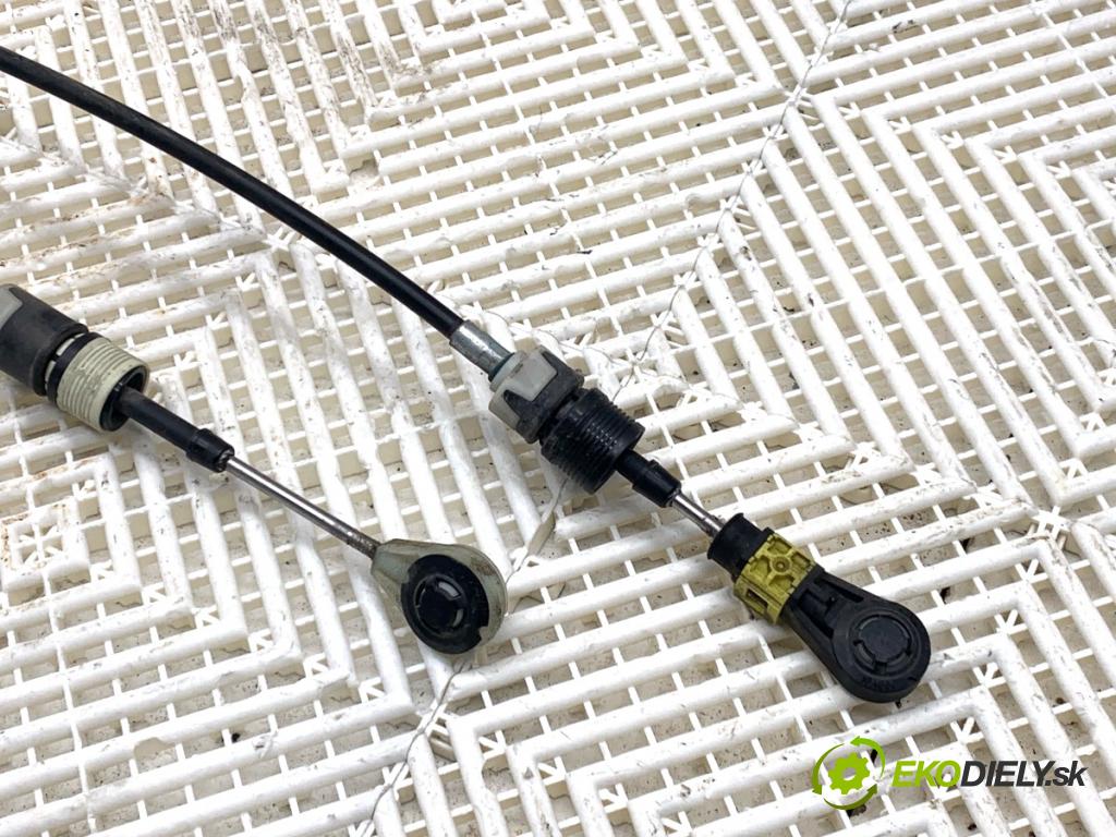 FORD FIESTA MK7 liftback 2016 44 kW 1.25 1242 Kulisa  (Rýchlostná páka (kulisa))