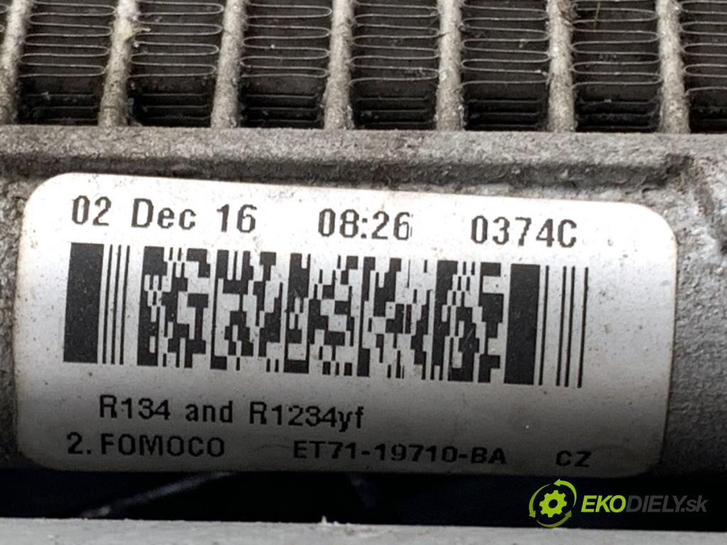 FORD FIESTA MK7 liftback 2016 44 kW 1.25 1242 Chladič klimatizácie ET71-19710-BA (Chladič klimatizácie)