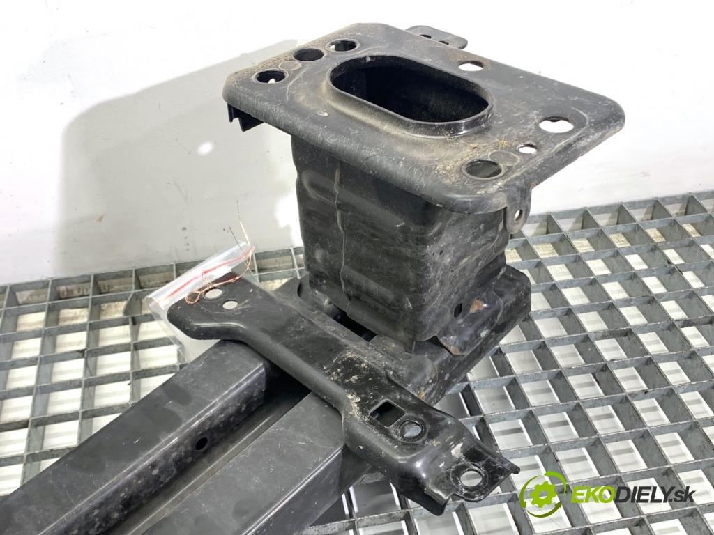 FORD FIESTA MK7 liftback 2016 44 kW 1.25 1242 Výstuha nárazníka predný  (Výstuha predná)