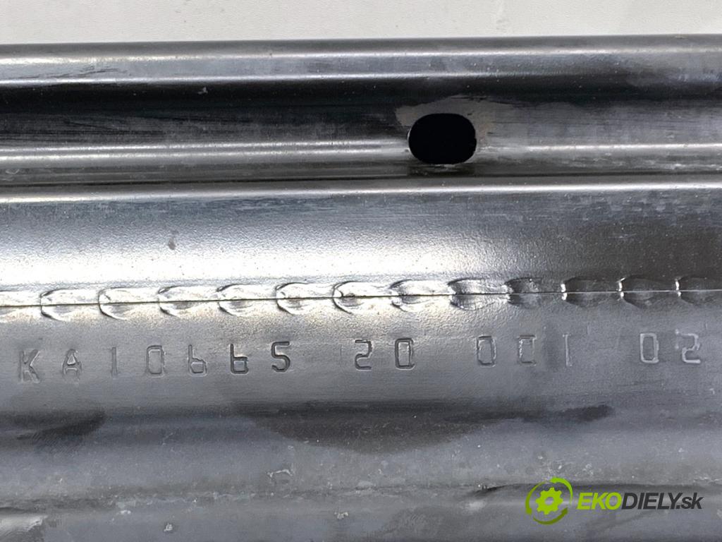 FORD FIESTA MK7 liftback 2016 44 kW 1.25 1242 Výstuha nárazníka predný  (Výstuha predná)