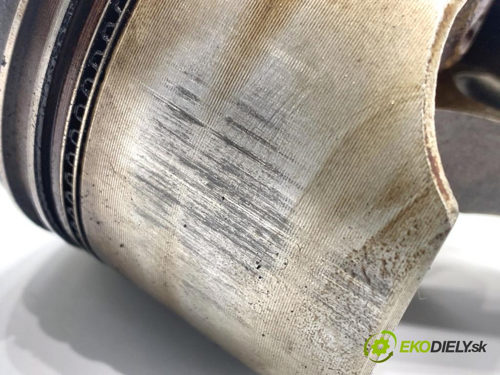 FORD FIESTA MK7 liftback 2016 44 kW 1.25 1242 PIEST: ojnica STJC (Piest)