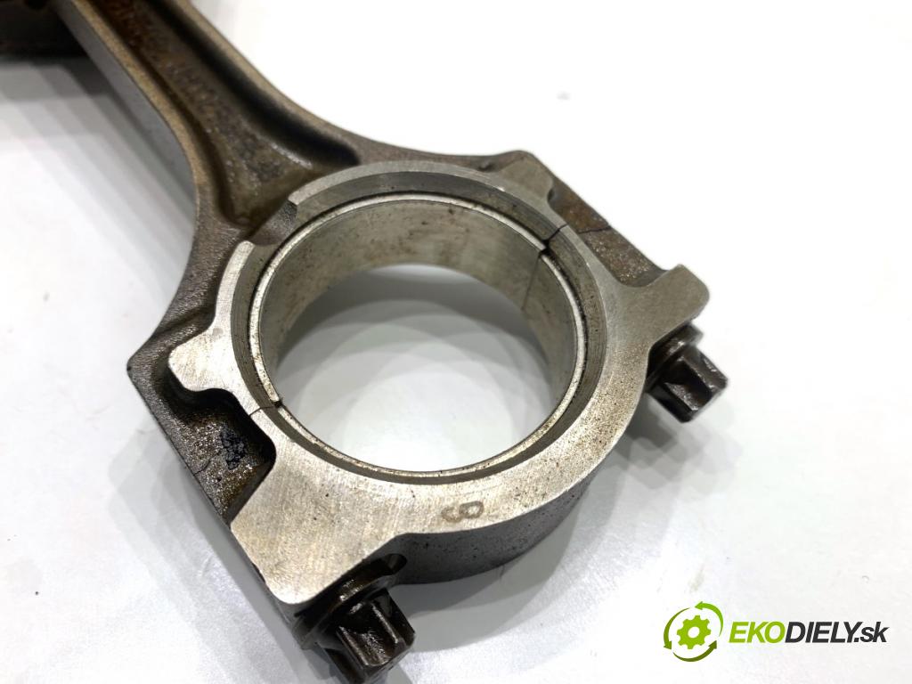 FORD FIESTA MK7 liftback 2016 44 kW 1.25 1242 PIEST: ojnica STJC (Piest)