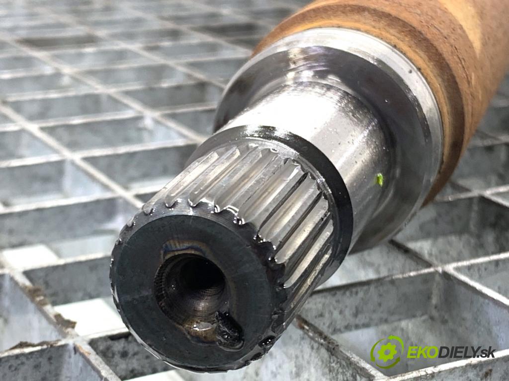 FORD FIESTA MK7 liftback 2016 44 kW 1.25 1242 poloos pravý přední část 8V51-3B436-AAF