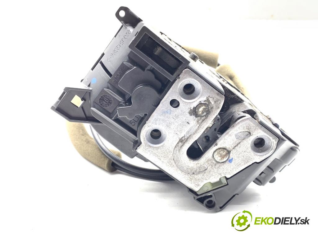 MERCEDES-BENZ CITAN Nadwozie pełne/minivan 2016 81 kW 111 CDI (415.603, 415.605) 1461 zámok Dvere pravy zad 8200542366