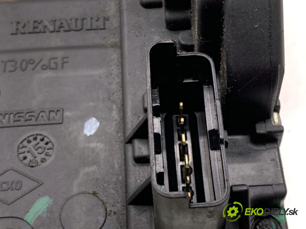 MERCEDES-BENZ CITAN Nadwozie pełne/minivan 2016 81 kW 111 CDI (415.603, 415.605) 1461 zámok Dvere pravy predný 8200497604