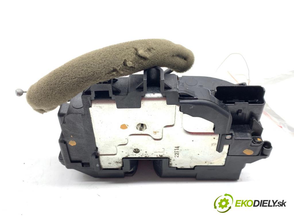 MERCEDES-BENZ CITAN Nadwozie pełne/minivan 2016 81 kW 111 CDI (415.603, 415.605) 1461 zámok Dvere zadných ľavy