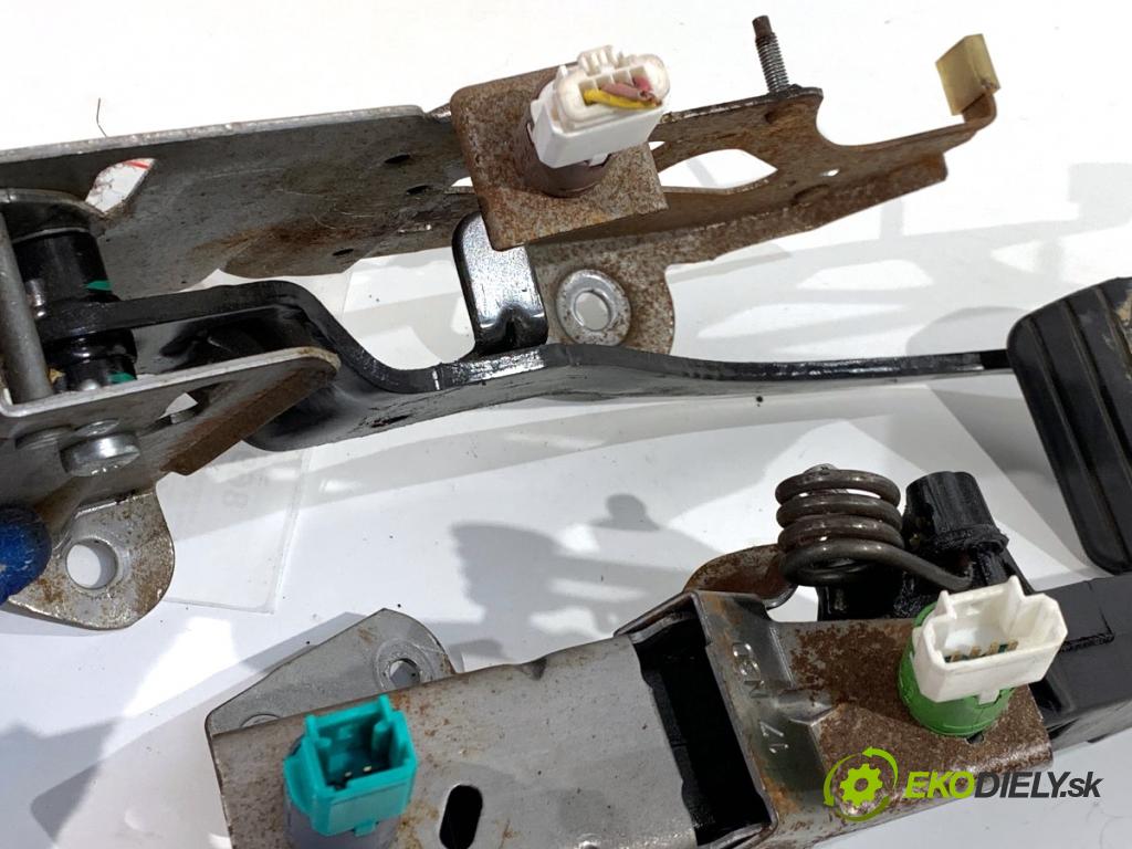 MERCEDES-BENZ CITAN Nadwozie pełne/minivan 2016 81 kW 111 CDI (415.603, 415.605) 1461 PEDÁL: 465037304R (Potenciometer plynového pedálu)