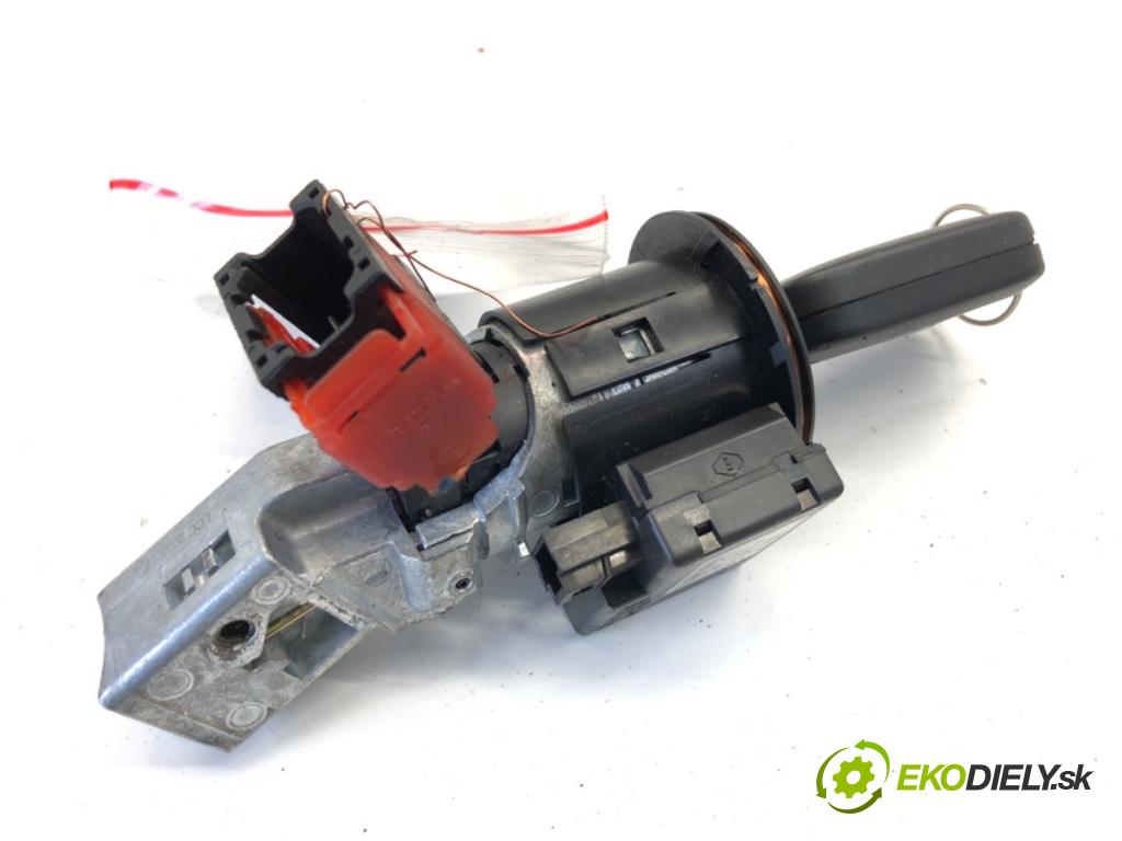 MERCEDES-BENZ CITAN Nadwozie pełne/minivan 2016 81 kW 111 CDI (415.603, 415.605) 1461 spinačka 8200405701 (Spínacia skrinka)