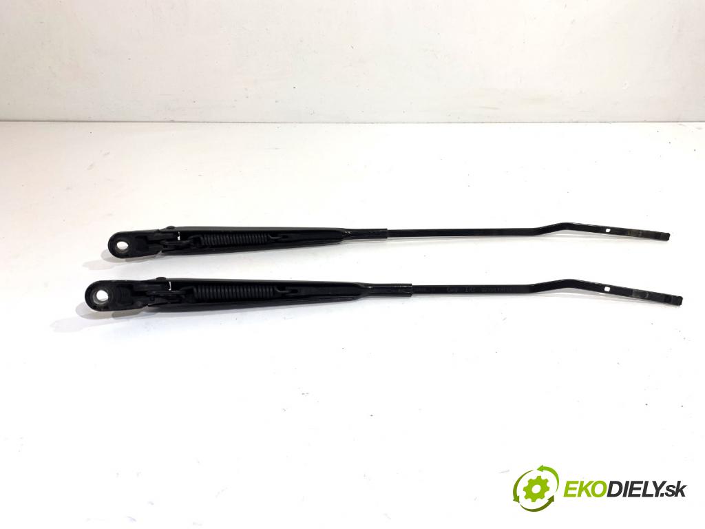 MERCEDES-BENZ CITAN Nadwozie pełne/minivan 2016 81 kW 111 CDI (415.603, 415.605) 1461 ramena stěrače přední část 8200619427 8200619424