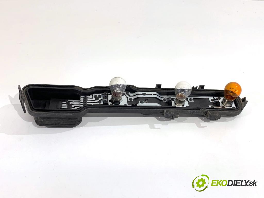 MERCEDES-BENZ CITAN Nadwozie pełne/minivan 2016 81 kW 111 CDI (415.603, 415.605) 1461 vložka svetla pravý zadní část 220-17768