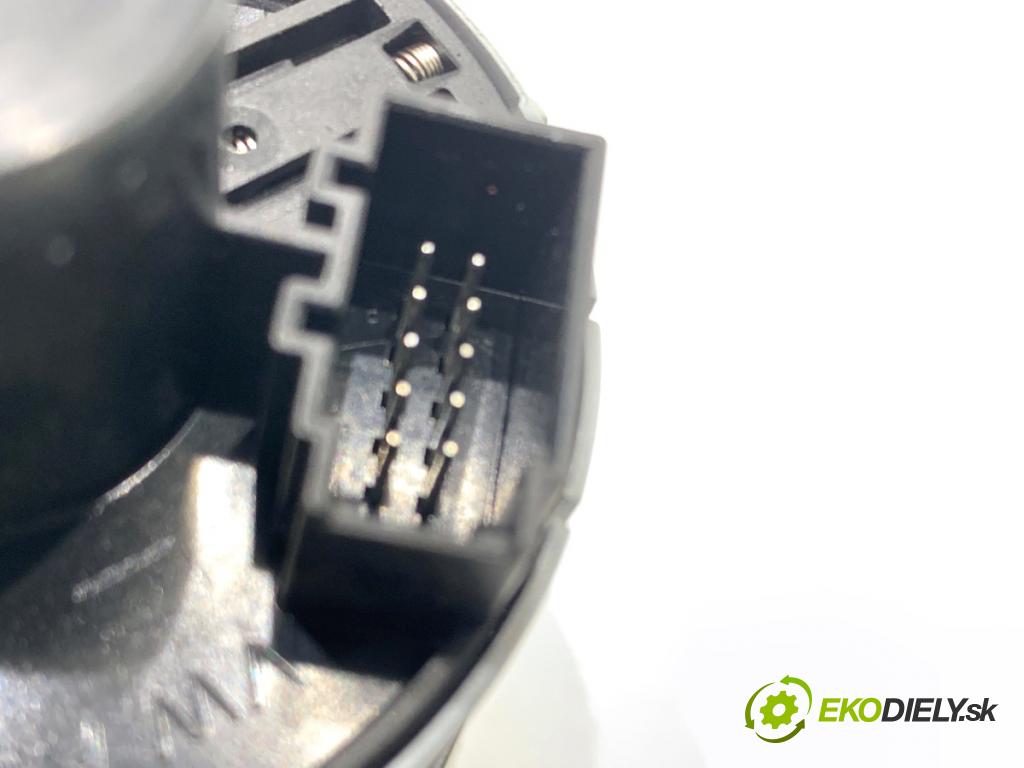 SKODA FABIA III liftback 2018 55 kW 1.0 999 Spínač svetiel 5E0941431D