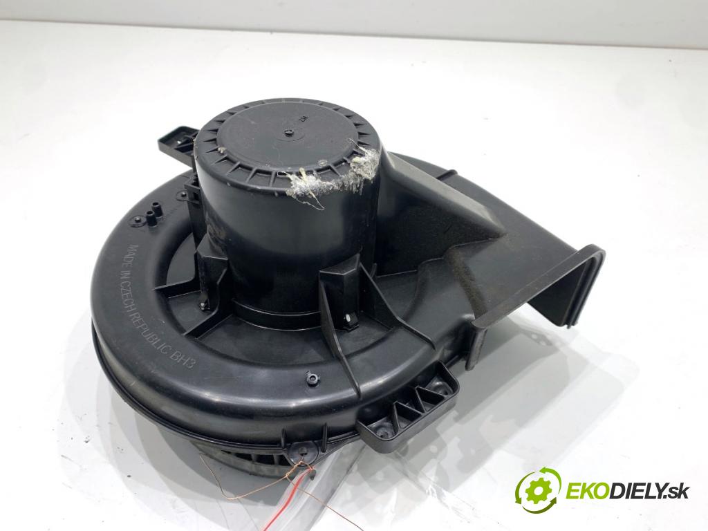 SKODA FABIA III liftback 2018 55 kW 1.0 999 ventilátor kúrenia 6R1819015A