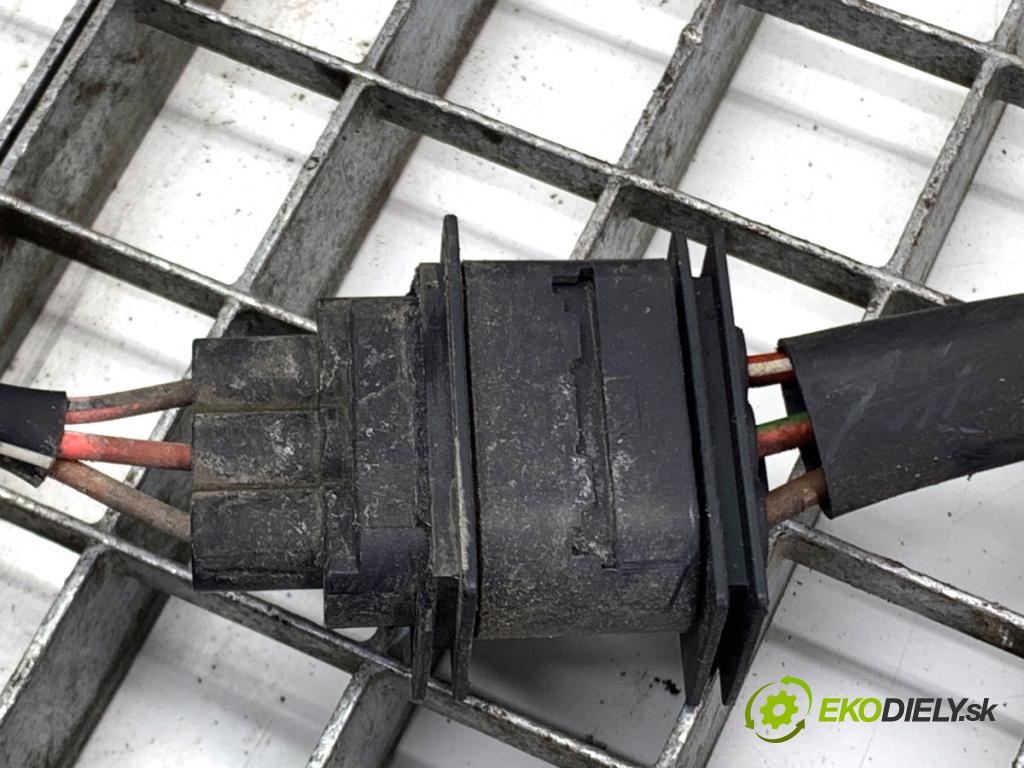 SKODA FABIA III liftback 2018 55 kW 1.0 999 Ventilátor chladiča 6R0959455E (Ventilátor)