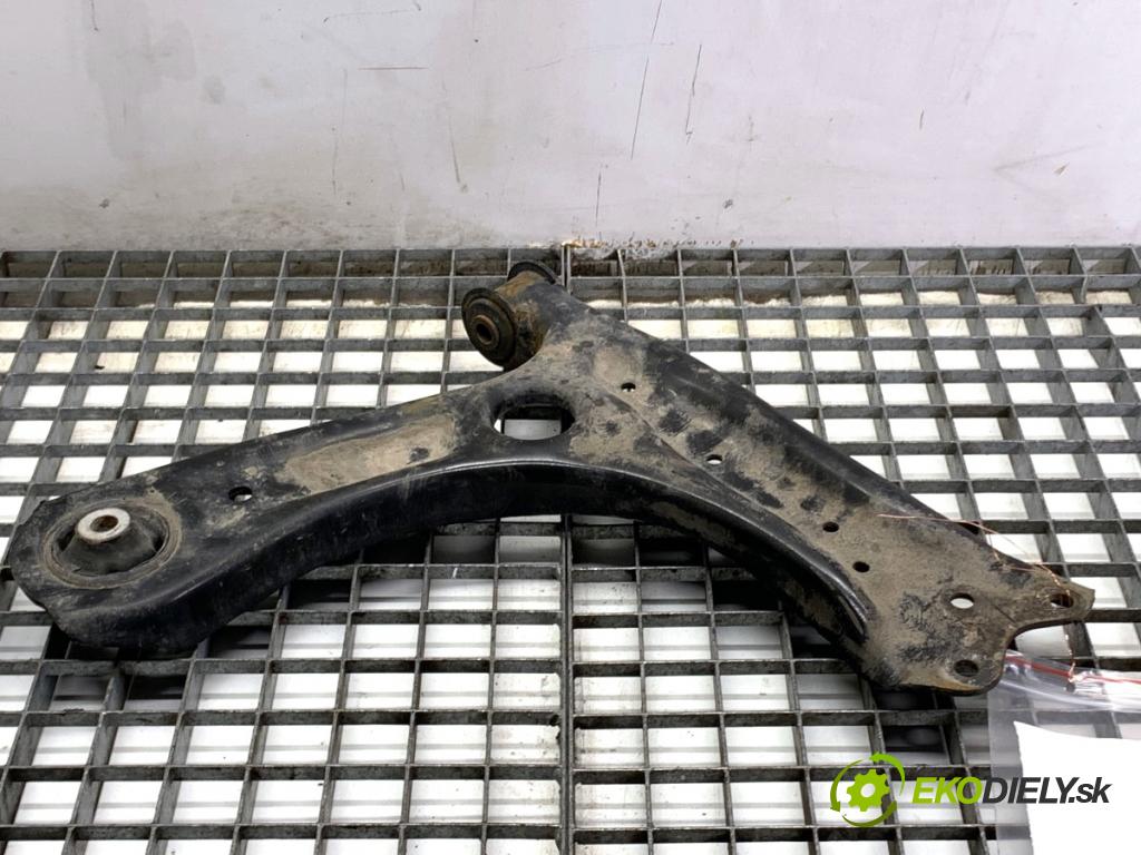 SKODA FABIA III liftback 2018 55 kW 1.0 999 Rameno pravy predný 6R0407152F