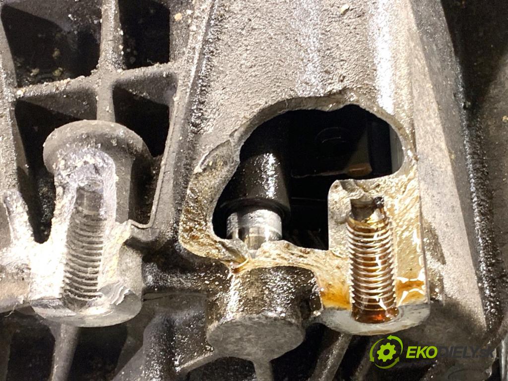 SKODA FABIA III liftback 2018 55 kW 1.0 999 převodovka QAE (Převodovka)