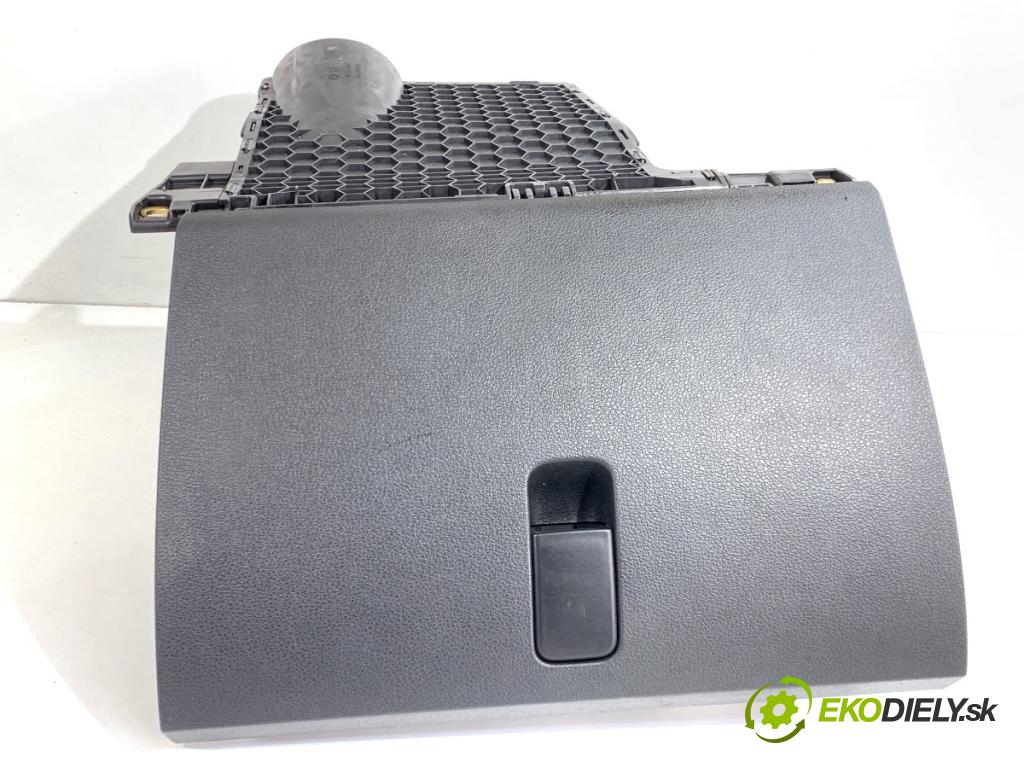 SKODA FABIA III liftback 2018 55 kW 1.0 999 Priehradka, kastlík spolujazdca 6V1857097M (Priehradka (kastlík))