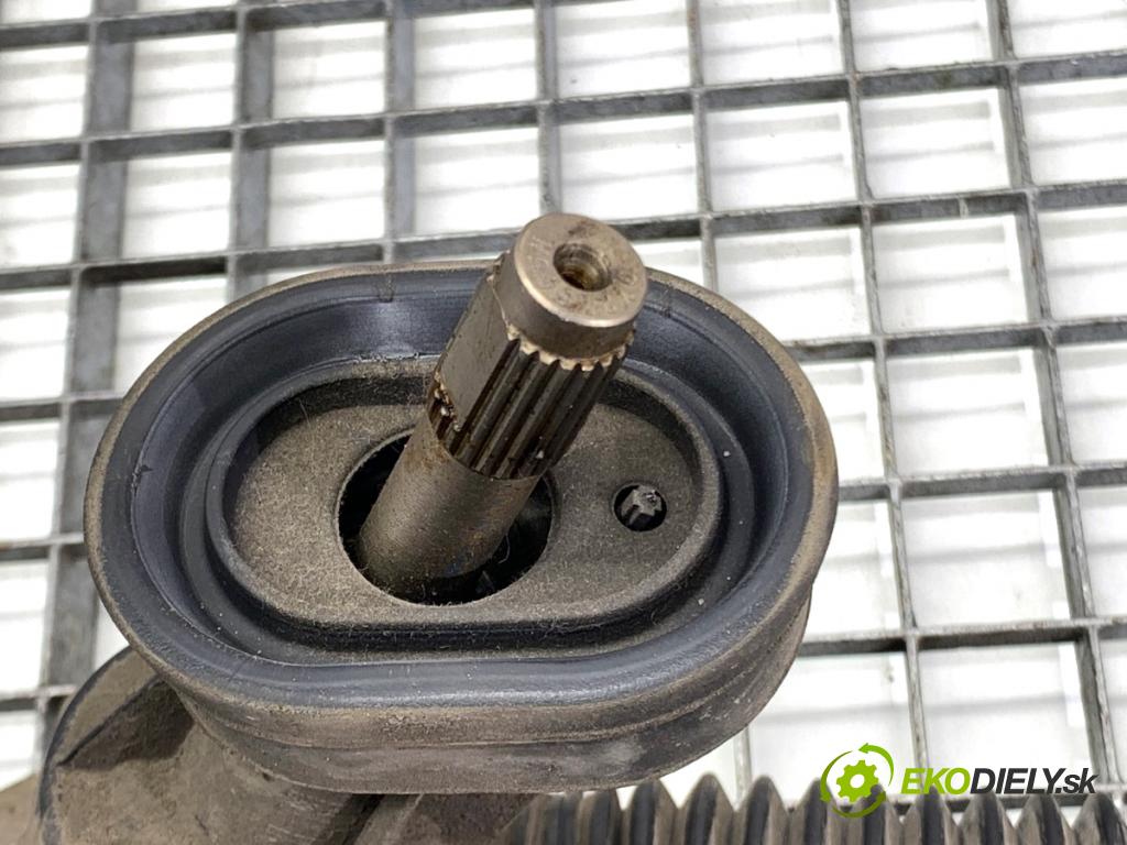 SKODA FABIA III liftback 2018 55 kW 1.0 999 riadenie volantu Riadenie 6C1423058E