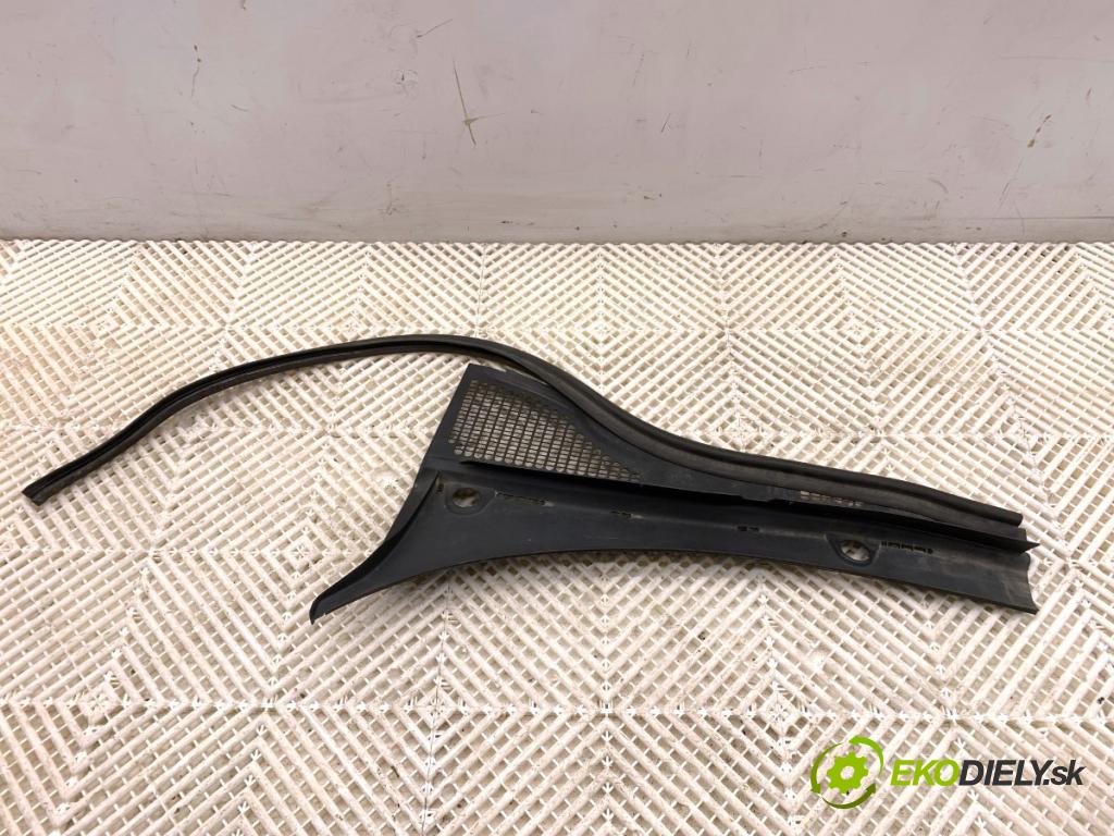 SKODA FABIA III liftback 2018 55 kW 1.0 999 torpédo plast pod čelní okno levé 6V1819415