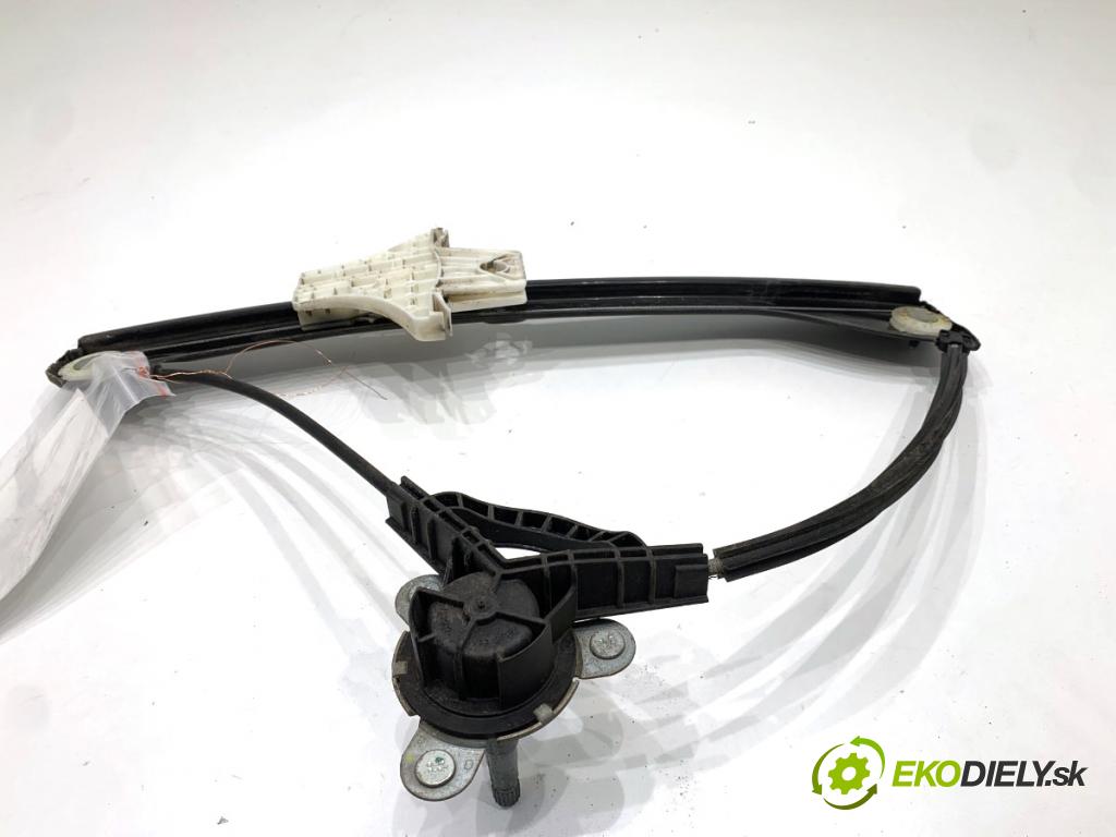 SKODA FABIA III liftback 2018 55 kW 1.0 999 Mechanizmus okna pravy zad