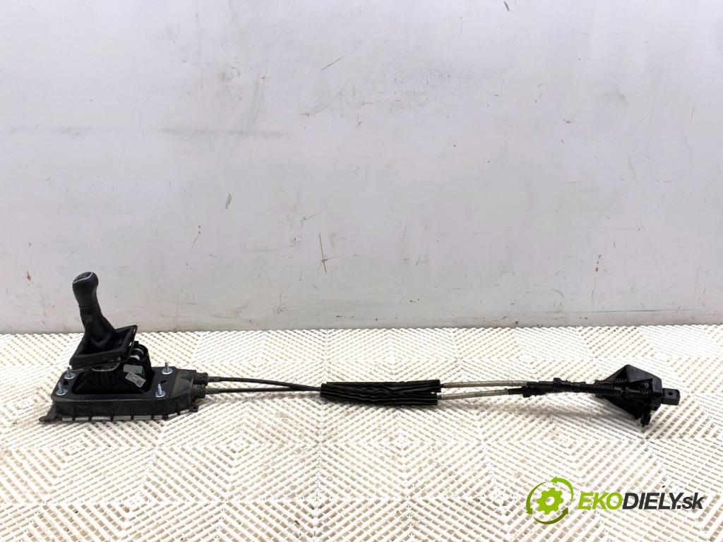 SKODA FABIA III liftback 2018 55 kW 1.0 999 kulisa 6C0711049B (Řadicí páka (kulisa) )