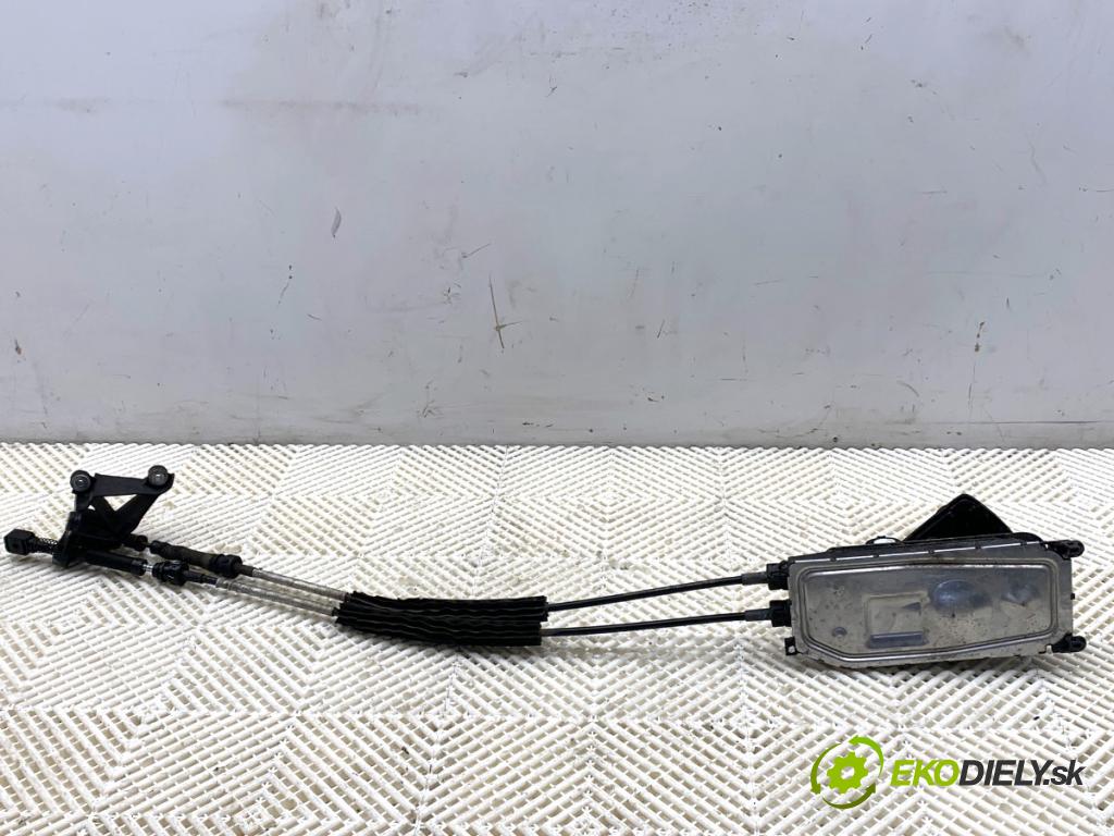 SKODA FABIA III liftback 2018 55 kW 1.0 999 Kulisa 6C0711049B (Rýchlostná páka (kulisa))