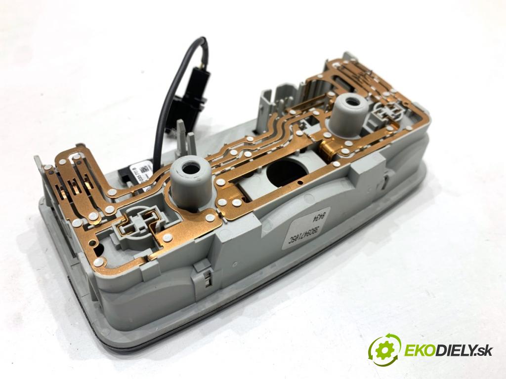 SKODA FABIA III liftback 2018 55 kW 1.0 999 Svetlo stropné 3B0947105