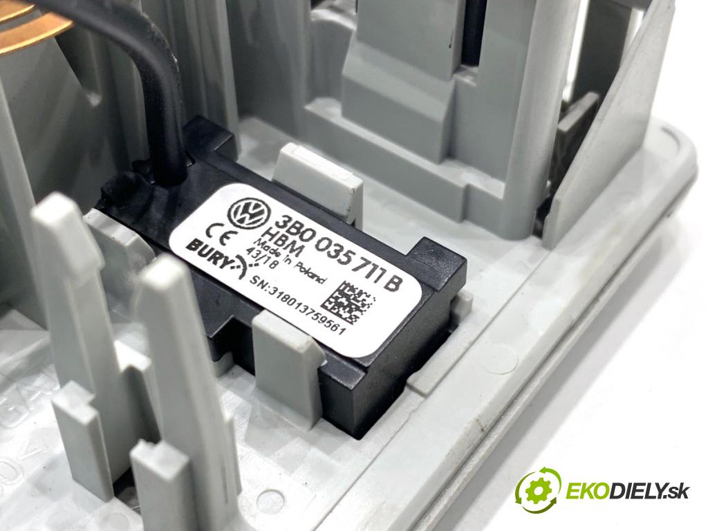 SKODA FABIA III liftback 2018 55 kW 1.0 999 Svetlo stropné 3B0947105