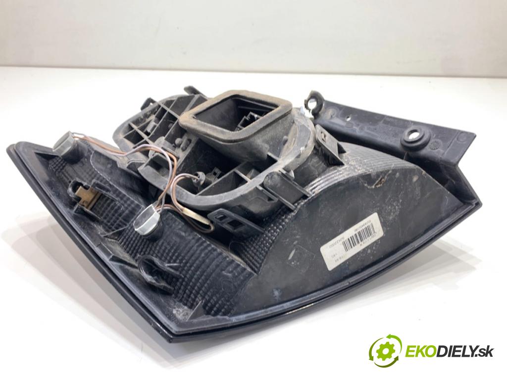 SKODA FABIA III liftback 2018 55 kW 1.0 999 Svetlo pravy zad 6V9945096