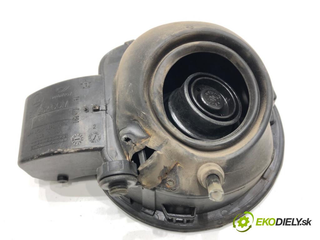 SKODA FABIA III liftback 2018 55 kW 1.0 999 Dvierka nádrže paliva  (Kľučka dverí ostatné)