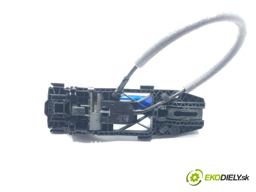 SKODA FABIA III liftback 2018 55 kW 1.0 999 Kľučka vonkajšia pravy predný