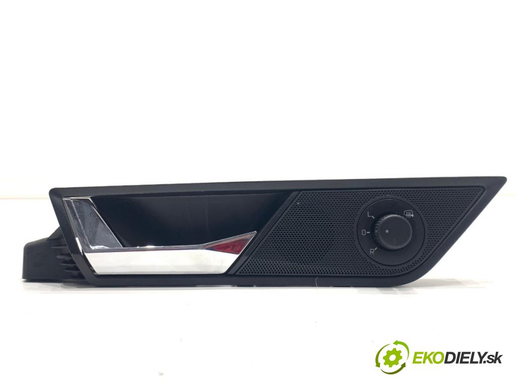 SKODA FABIA III liftback 2018 55 kW 1.0 999 klika vnitřní levý přední část 