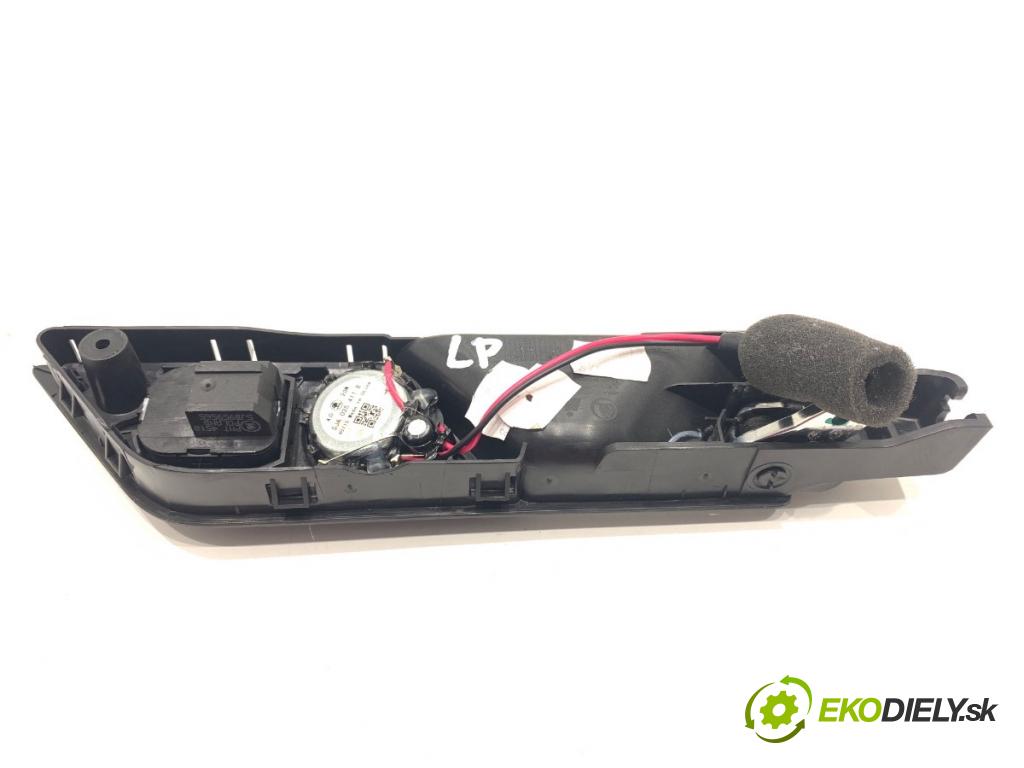 SKODA FABIA III liftback 2018 55 kW 1.0 999 Kľučka vnútorná ľavy predný