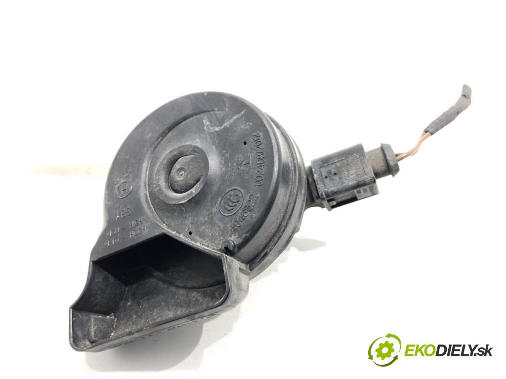 SKODA FABIA III liftback 2018 55 kW 1.0 999 klaksón 